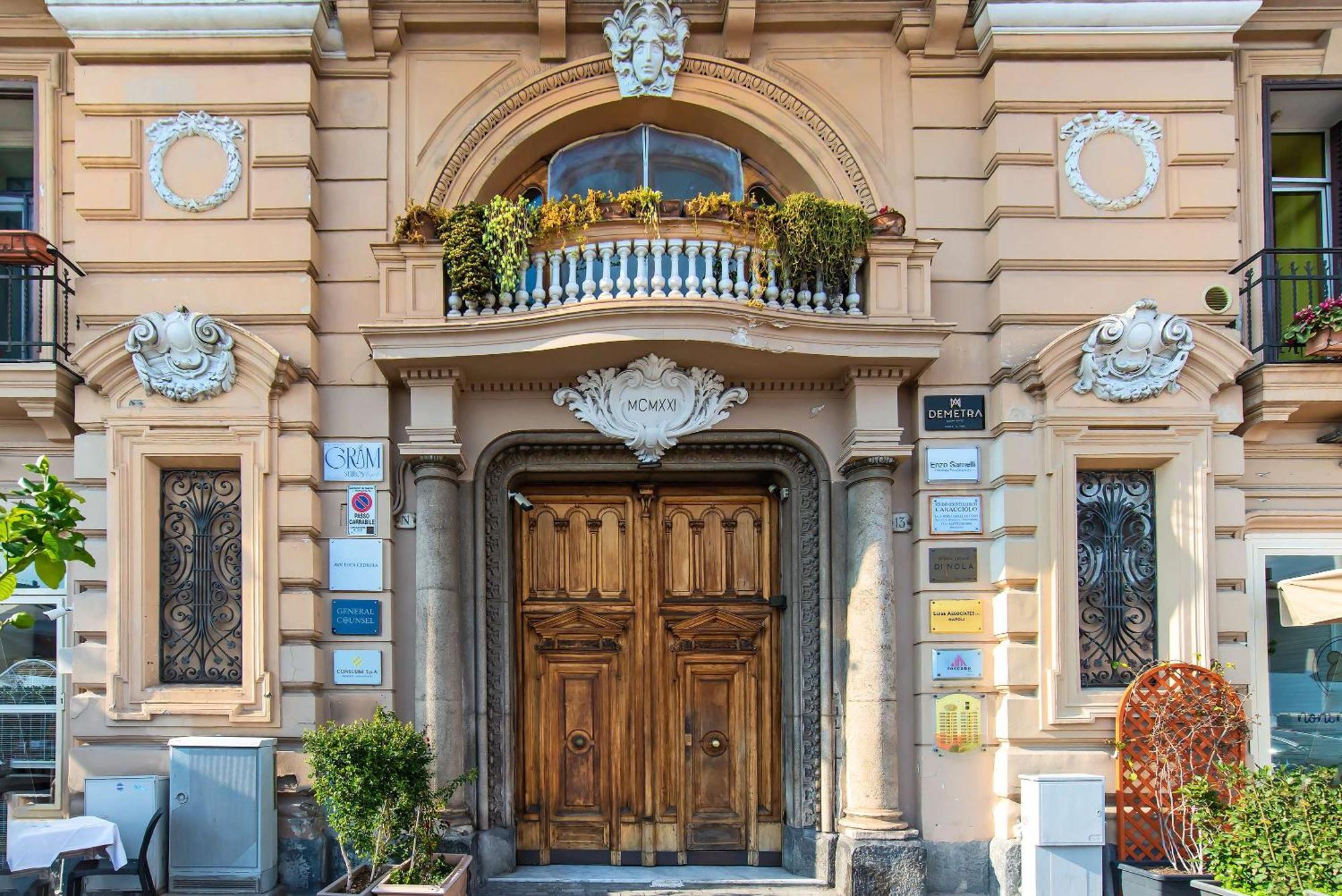 Gram Suites Naples Extérieur photo